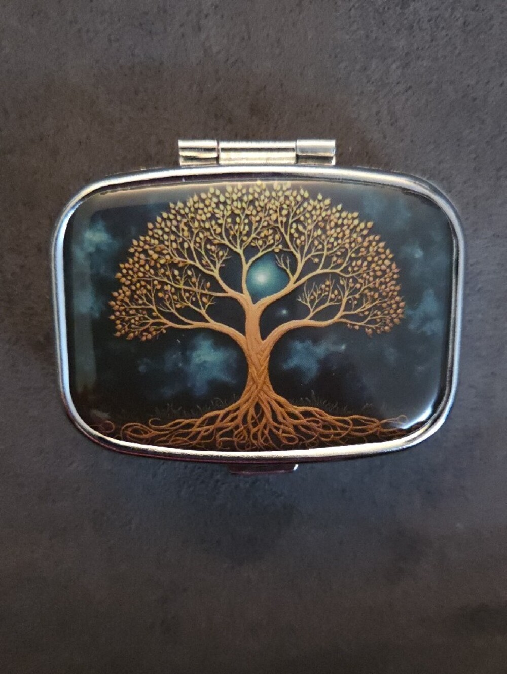 NEW - PILL CASE...PILL CONTAINER...WITH A MIRROR - tree